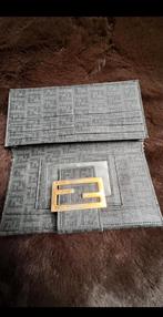 Fendi, Ophalen of Verzenden, Zo goed als nieuw, Zwart