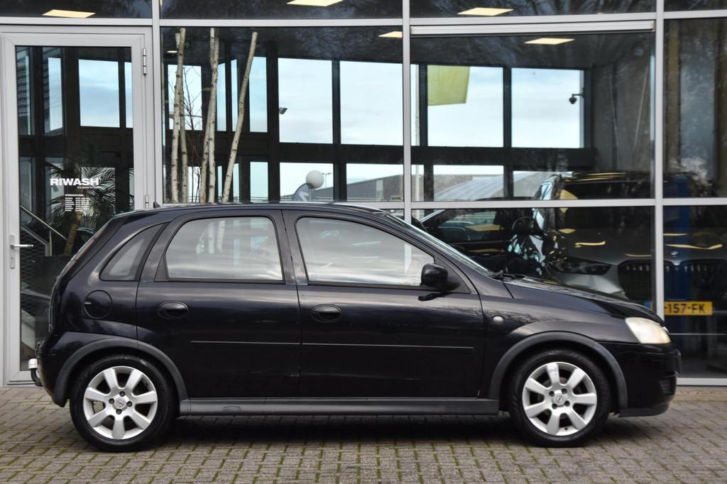 Opel Corsa 1.2-16V Silverline Airco Elek. Ramen Nav. Trekhaa, Auto's, Opel, Voorwielaandrijving, Gebruikt, 4 cilinders, 1229 cc
