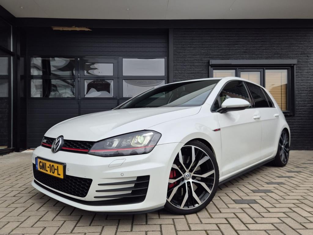 Volkswagen Golf 2.0 TSI 169KW 5D DSG 2014 Wit, Auto's, Stof, Zwart, 4 cilinders, 1984 cc