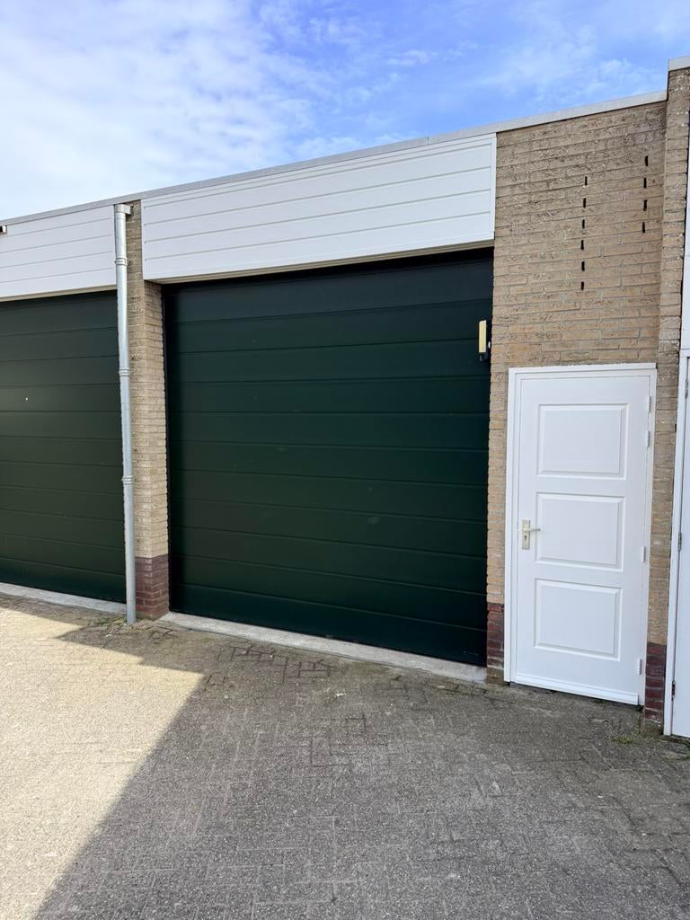 Grote garagebox te huur., Huizen en Kamers, Garages en Parkeerplaatsen, Zuid-Holland