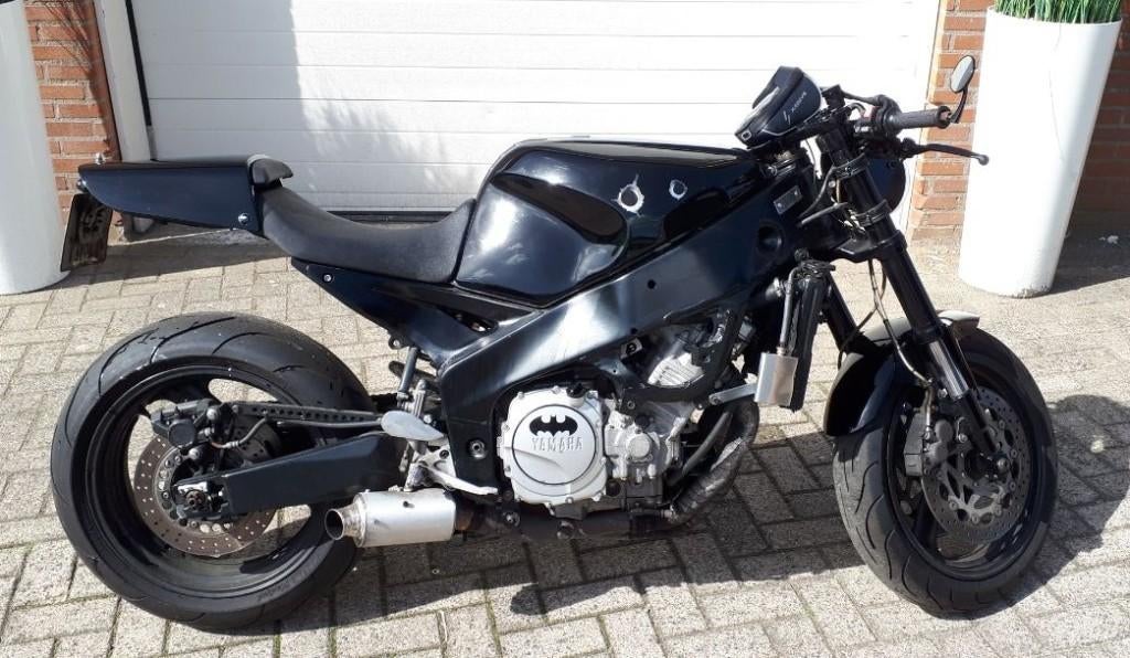 Yamaha FZR 1000 (custom naked), Motoren, Motoren | Yamaha, 4 cilinders, Motorrijbewijs A, Gebruikt, Particulier