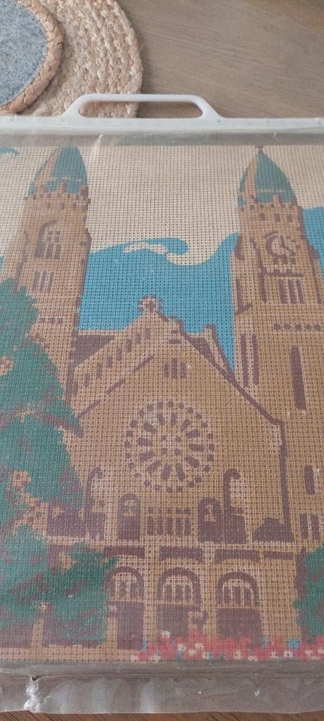 BORDUURPAKKET KONINGINNE KERK ROTTERDAM, Ophalen of Verzenden, Nieuw, Handborduren, Borduurpakket