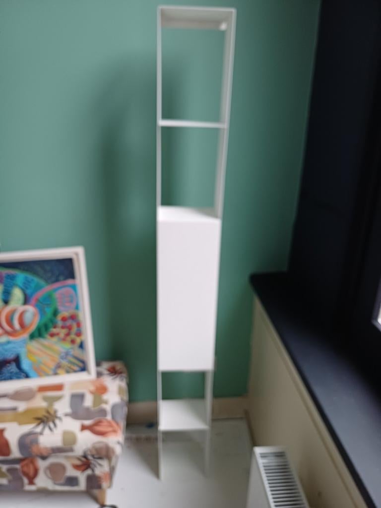 Badkamerkast smal Manufaktum, Ophalen, Zo goed als nieuw, Metaal, Cd's of Dvd's