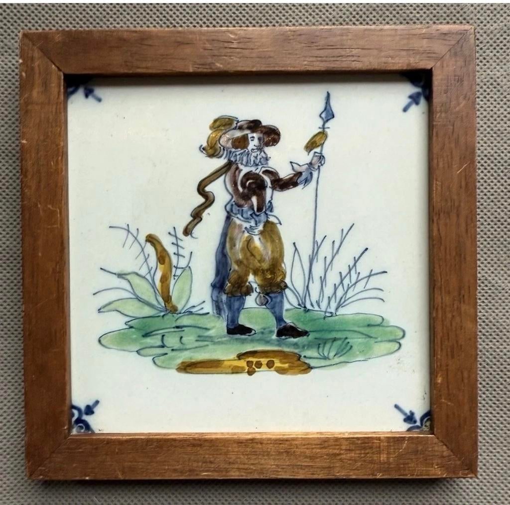 Vintage Delfts tegeltje met vaandeldrager – handgeschilderd, Antiek en Kunst, Antiek | Wandborden en Tegels, Ophalen of Verzenden