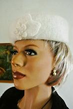 Hoedje angora/wol Italy brocante dophoedje roomwit, Ophalen of Verzenden