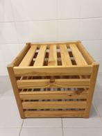 Houten tafeltje en opberger. Handig voor speelgoed., Huis en Inrichting, Woonaccessoires | Kisten, Ophalen, Zo goed als nieuw