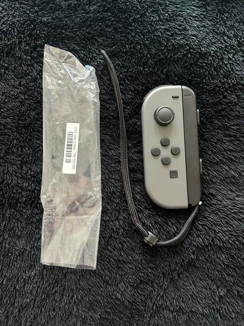 NIEUWE Nintendo Switch Joycon Grijs - Links, Spelcomputers en Games, Games | Nintendo Switch, Zo goed als nieuw, 3 spelers of meer