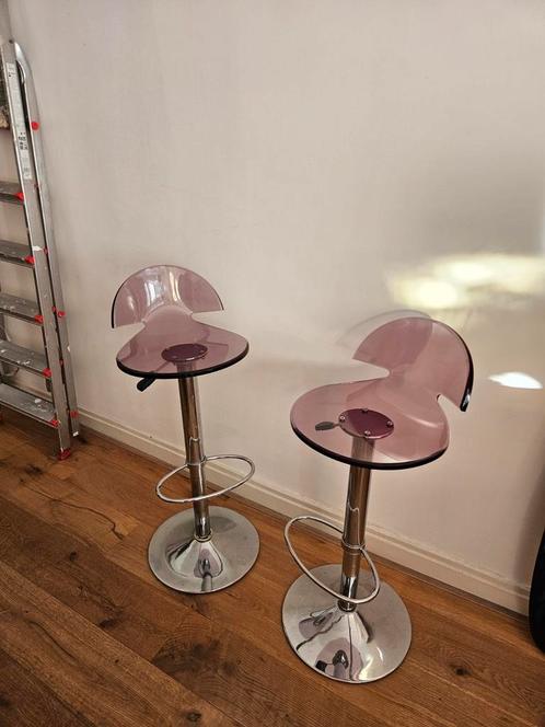 2 retro vintage design barkrukken, Huis en Inrichting, Barkrukken, Gebruikt, In hoogte verstelbaar, Met voetsteun, Draaibaar, Ophalen