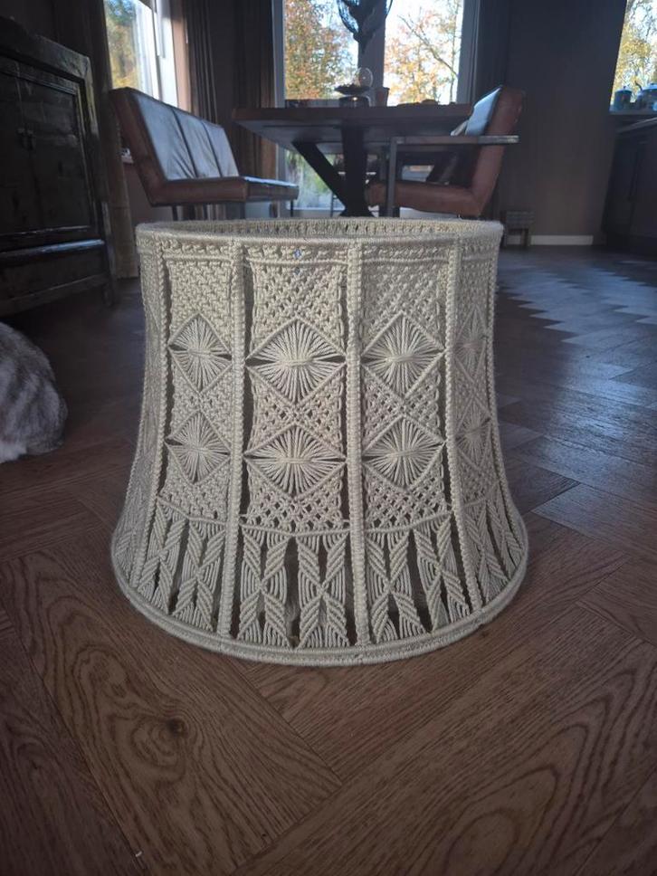 Vintage Macramé Lampenkap XL, Huis en Inrichting, Lampen | Lampenkappen, Gebruikt, 25 tot 50 cm, Rond, Crème, Beige, Ophalen of Verzenden