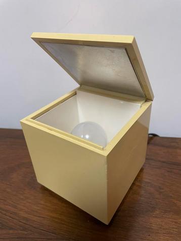 Vintage italy jaren Cuboluce tafellamp van Cini en Nils beschikbaar voor biedingen