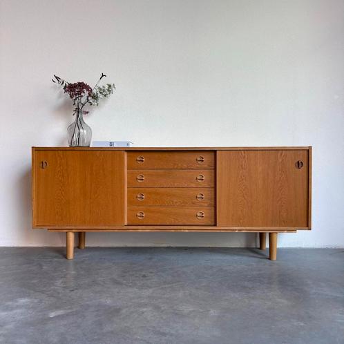 VINTAGE | DRESSOIR | LOWBOARD | EIKEN, Huis en Inrichting, Kasten | Dressoirs, Gebruikt, 150 tot 200 cm, 25 tot 50 cm, Met lade(s)