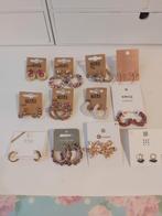 Nieuw! Lot van 12 stuks goudkleurige oorbellen oorhangers, Ophalen of Verzenden, Zo goed als nieuw, Goud, Overige materialen