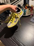 Nike spikes hardlopen, Sport en Fitness, Voetbal, Ophalen of Verzenden, Zo goed als nieuw, Bal