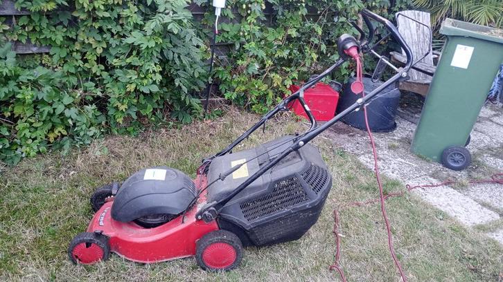 elektrische grasmaaier met aandrijf ca 40 cm breedte, Tuin en Terras, Grasmaaiers, Gebruikt, Elektrische grasmaaier, 40 t/m 49 cm