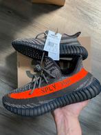 Yeezy Boost 350 V2 Carbon Beluga Size 44 US10, Overige kleuren, Nieuw, Ophalen of Verzenden, Sneakers of Gympen
