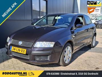 Fiat Stilo 1.6-16V Dynamic Airco Nw APK Lage Km  beschikbaar voor biedingen
