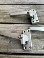 AXA Raamsluiting met Slot, Doe-het-zelf en Verbouw, Hang- en Sluitwerk, Ophalen, Gebruikt, Overige materialen, Slot