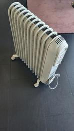 DELONGHI Vento radiator, Ophalen, 30 tot 80 cm, Radiator, Zo goed als nieuw