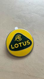 Lotus Emira neus front logo / badge, Auto-onderdelen, Carrosserie en Plaatwerk, Voor, Nieuw, Ophalen of Verzenden, Bumper