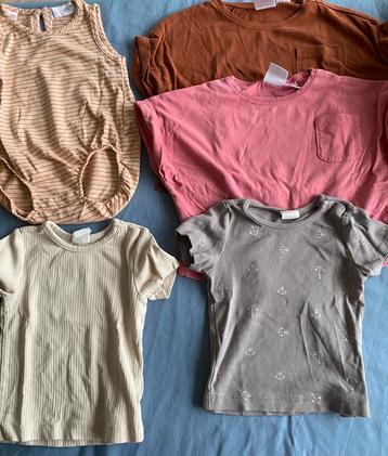 Shirtjes met korte mouw en rompertje. Maat 74. Meisje. beschikbaar voor biedingen