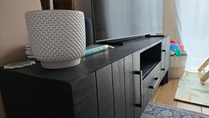 Televisie meubel zwart mangohout, Huis en Inrichting, Kasten | Televisiemeubels, Zo goed als nieuw, Minder dan 100 cm, 150 tot 200 cm