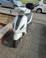 Piaggio fly 2013 opknapper, Fietsen en Brommers, Scooters | Piaggio, Ophalen, Gebruikt, Fly