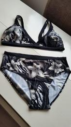 Nieuw, bikini, zwart-wit-grijs, maat 48, cup C, Kleding | Dames, Badmode en Zwemkleding, Verzenden, Nieuw, Zwart, Bikini