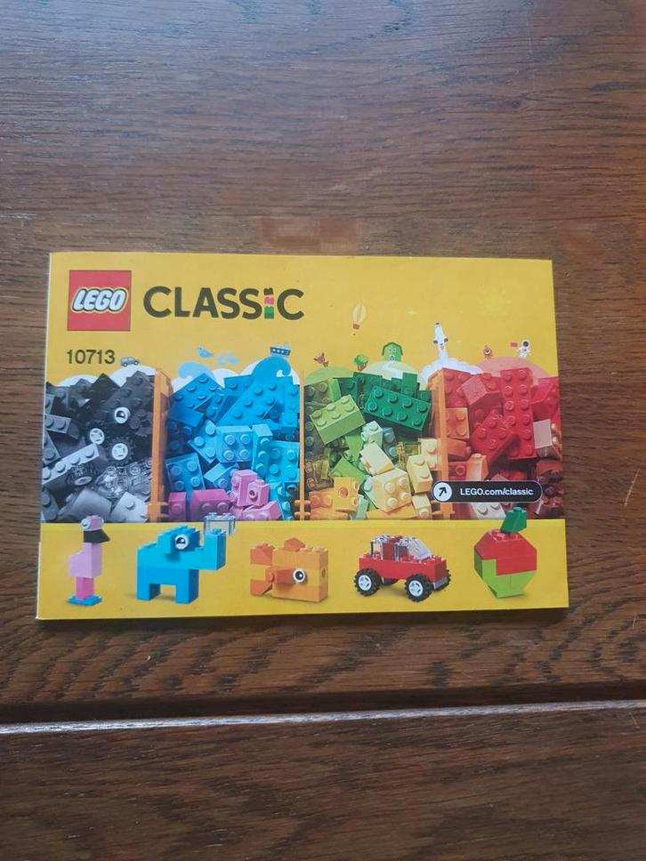 LEGO Classic 10713 Creatieve Koffer, Kinderen en Baby's, Speelgoed | Duplo en Lego, Zo goed als nieuw, Lego, Complete set, Ophalen of Verzenden