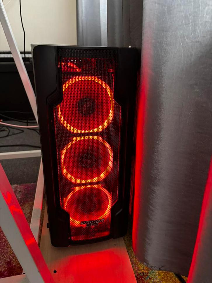 RTX 3050 Ryzen 5 5600x gaming pc en scherm MOET ZSM WEG, Computers en Software, Desktop Pc's, Zo goed als nieuw, 3 tot 4 Ghz, SSD