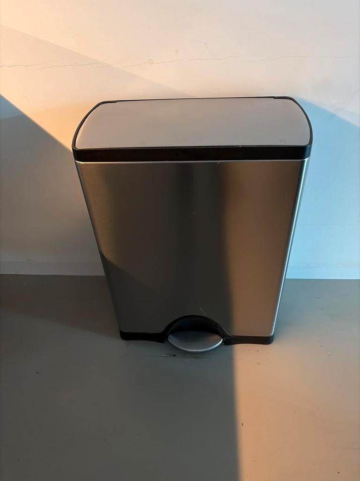 Simplehuman Prullenbak - 2 Vakken, Huis en Inrichting, Woonaccessoires | Prullenbakken, Zo goed als nieuw, Rvs, 50 tot 75 cm, 30 tot 40 liter