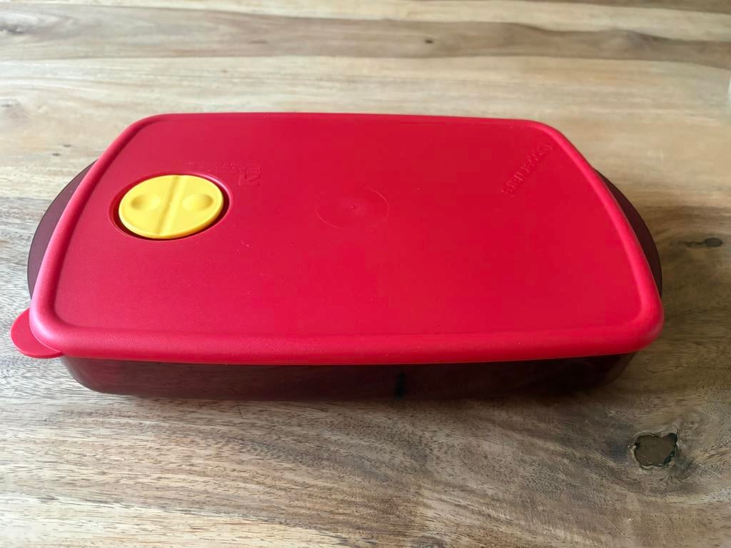 Tupperware CrystalPlus Vakkenbord Rechthoekig zgan, Ophalen of Verzenden, Zo goed als nieuw, Bus of Trommel