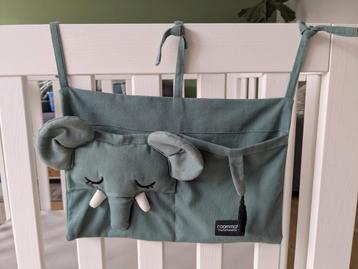 Boxzak roommate olifant beschikbaar voor biedingen
