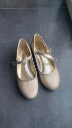 Feestschoentje goud, Meisje, Overige typen, Ophalen of Verzenden, Zo goed als nieuw