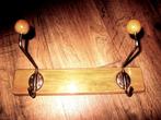 Vintage wand - kapstok hout en metaal- German wall coat rack, Ophalen