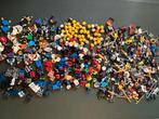 Grote partij lego onderdelen van poppetjes, Lego, Lego, Ophalen of Verzenden, Zo goed als nieuw