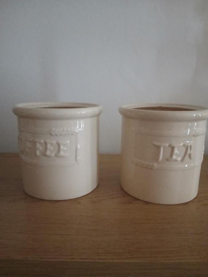 2 voorraadpotten, Huis en Inrichting, Keuken | Potten en Pannen, Zo goed als nieuw, Pot, Bus of Blik, Overige materialen, Ophalen of Verzenden