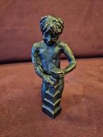 # Brons beeldje meisje met blokken Astrid Veldhuyzen-Koppen, Antiek en Kunst, Antiek | Koper en Brons, Ophalen of Verzenden, Brons