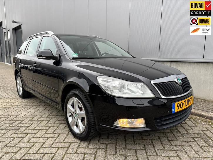 Skoda Octavia Combi 1.4 TSI Greentech Elegance Business Line, Auto's, Skoda, Bedrijf, Te koop, Octavia, ABS, Airbags, Airconditioning