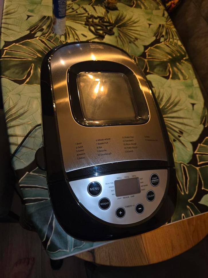 Domo XL Broodbakmachine, Witgoed en Apparatuur, Broodbakmachines, Gebruikt, Met timer, 1200 tot 1600 gram deeg, Kijkvenster, Meer dan 10 programma's