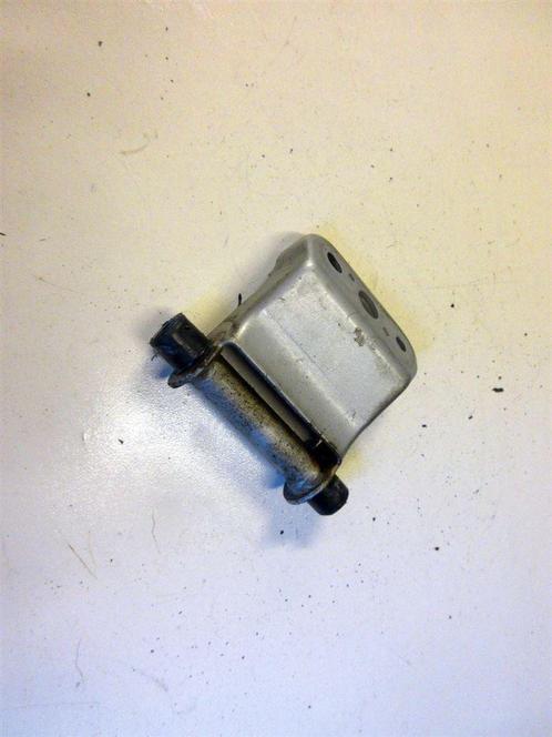Kawasaki GPZ600 benzintankhouder GPZ 600 tankhouder beugel, Motoren, Accessoires | Overige, Gebruikt, Ophalen of Verzenden