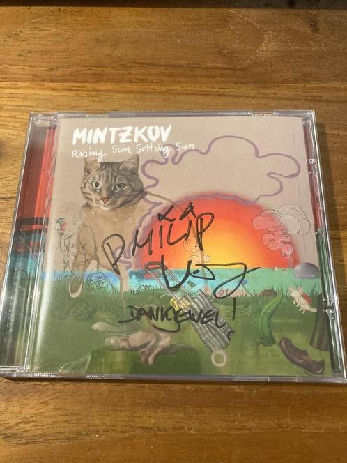 Mintzkov - Rising sun, setting sun (Signature gitarist Phili, Cd's en Dvd's, Cd's | Rock, Zo goed als nieuw, Poprock, Verzenden