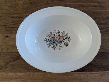 Conway Wedgwood serveerschaal/slaschaal beschikbaar voor biedingen