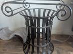 Metal base for the table, Ophalen