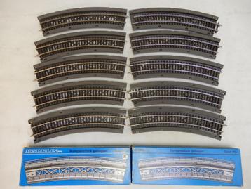 10 Märklin brugdelen 7569 + 10 K rails 2231 beschikbaar voor biedingen