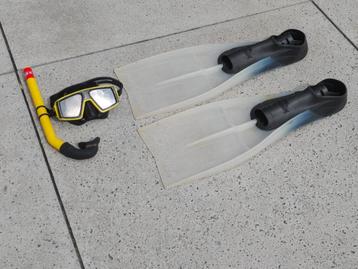 Duikset Mares Vedra silicone mask + flippers maat 43-44 beschikbaar voor biedingen