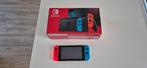 Nintendo Switch - console met accessoires en toebehoren., Spelcomputers en Games, Spelcomputers | Nintendo Switch, Ophalen of Verzenden
