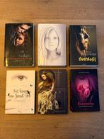 6 fictie boeken (o.a. Stephanie Meyer en Helen Vreeswijk), Boeken, Fantasy, Ophalen of Verzenden, Gelezen