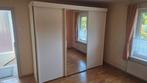 Schuifdeurkast met planken en hangruimte, Huis en Inrichting, Ophalen, Gebruikt, 25 tot 50 cm, 200 cm of meer