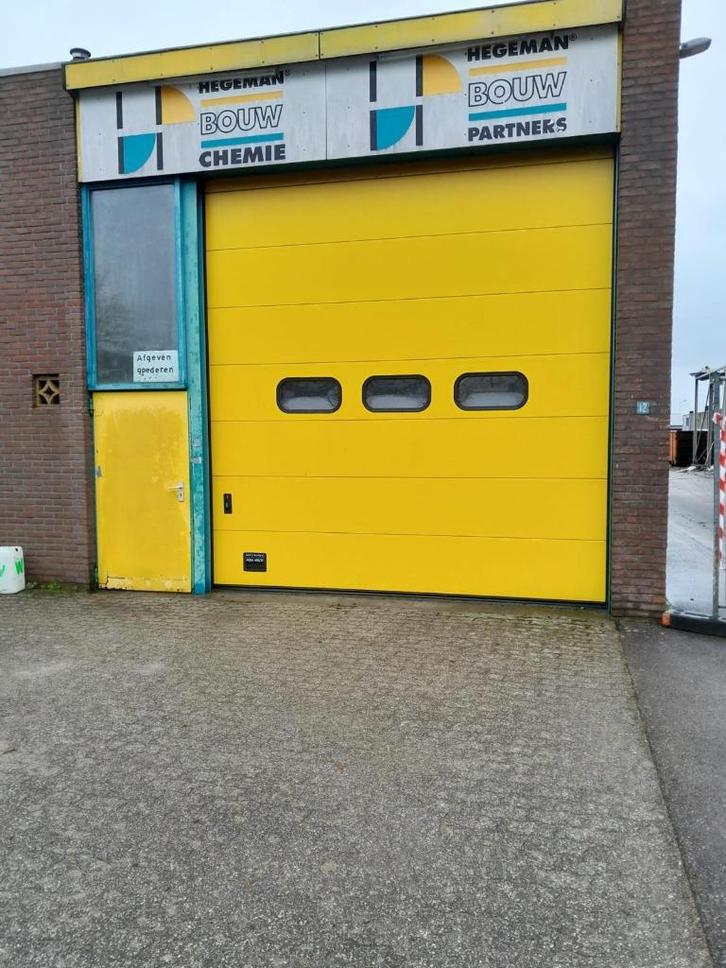 crawford, Doe-het-zelf en Verbouw, Deuren en Horren, Zo goed als nieuw, Garagedeur, 215 cm of meer, 120 cm of meer, Metaal, Ophalen