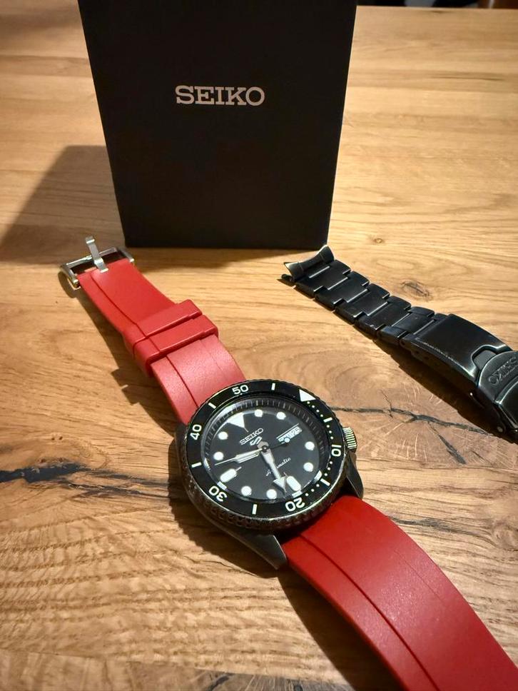 Seiko SRPD65K1 Horloge - inclusief bracelet & rubber band, Sieraden, Tassen en Uiterlijk, Horloges | Heren, Zo goed als nieuw